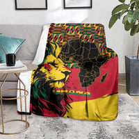 Ghana Lion Blanket - Map & Coat of Arms Grunge Style Design
