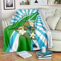Nicaragua National Bird Blanket with White Flor de Sacuanjoche and Blue Stripe Design - Wonder Print Shop
