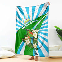 Nicaragua National Bird Blanket with White Flor de Sacuanjoche and Blue Stripe Design - Wonder Print Shop