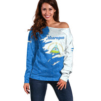 Nicaragua Flag Ripped Effect Off Shoulder Sweater with National Emblem and Floral Pattern Design - Wonder Print Shop