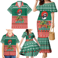 Bangladesh Christmas Family Matching Mermaid Dress and Hawaiian Shirt with Black-Capped Bird Gift Stack and Green Red Snowflake Pattern - Wonder Print Shop