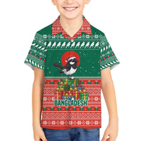 Bangladesh Christmas Family Matching Off Shoulder Short Dress and Hawaiian Shirt with Black-Capped Bird Gift Stack and Green Red Snowflake Pattern - Wonder Print Shop