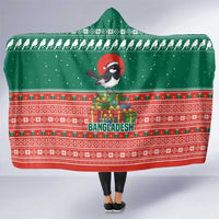 Bangladesh Christmas Hooded Blanket with Black-Capped Bird Gift Stack and Green Red Snowflake Pattern - Wonder Print Shop
