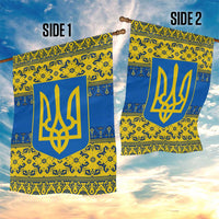 Ukraine Heritage Pride – Vyshyvanka Pattern Garden Flag with National Symbol in Blue & Yellow