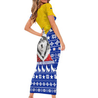 Bosnia and Herzegovina Christmas Short Sleeve Bodycon Dress with Husky Dog Santa Hat and Blue Yellow Snowflake Pattern - Wonder Print Shop