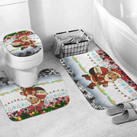 Iraq Christmas Bathroom Set with Santa Carrying Gift Bag Flag Garland and Snowflake Plaid Pattern - Wonder Print Shop