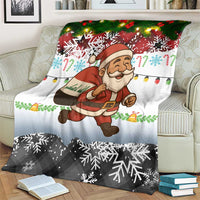 Iraq Christmas Blanket with Santa Carrying Gift Bag Flag Garland and Snowflake Plaid Pattern - Wonder Print Shop