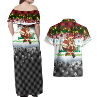 Iraq Christmas Couples Matching Off Shoulder Maxi Dress and Hawaiian Shirt with Santa Carrying Gift Bag Flag Garland and Snowflake Plaid Pattern - Wonder Print Shop