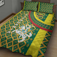 Lithuania Knight Pattern Quilt Bed Set with Traditional Green Yellow Red Design and Vytis Emblem - Wonder Print Shop