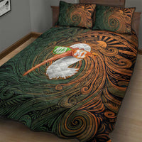 Vintage American White Ibis Quilt Bed Set Miami Sunglasses Artistic Tribal Wave Pattern
