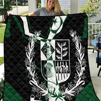 Pakistan Emblem Quilt Eagle-Shaped Design with National Symbol