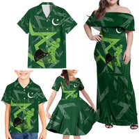 Pakistan Cricket Family Matching Off Shoulder Maxi Dress and Hawaiian Shirt Sporty Style with Flag Stars & Player Illustration
