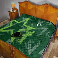 Pakistan Cricket Quilt Sporty Style with Flag Stars & Player Illustration