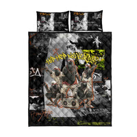 Boombox Breakdancer Quilt Bed Set with Grafiti Art and Grunge Street Hip Hop Style - Wonder Print Shop