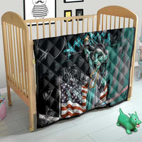 Street Art Liberty Quilt with Graffiti Print and Cartoon Statue of Liberty - Wonder Print Shop