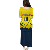 Personalized Ecuador Football Puletasi Dynamic Line Soccer Graphic Flag Colors