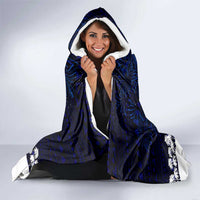 El Salvador Christmas Hooded Blanket with Santa Claus Turkey Fireworks Palm Trees and National Emblem Design - Wonder Print Shop