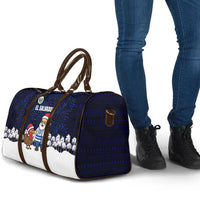 El Salvador Christmas Travel Bag with Santa Claus Turkey Fireworks Palm Trees and National Emblem Design - Wonder Print Shop