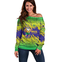 Brazil Christmas Off Shoulder Sweater with Tropical Santa Tribal Pattern National Colors and Merry Christmas Text Design - Wonder Print Shop