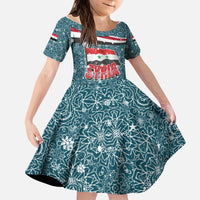 Syria Christmas Kid Short Sleeve Dress with National Flag Motif, Coat of Arms Eagle, and Festive Snowflake Pattern - Wonder Print Shop