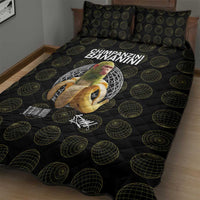 Chimpanzi Bananini Primate Quilt Bed Set with 3D Wireframe Globe Pattern