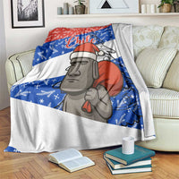 Chile Christmas Blanket with Moai Statues Santa Hats Snowflakes and Flag Colors Design - Wonder Print Shop