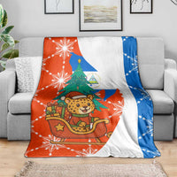 Nicaragua Christmas Blanket with Jaguar in Sleigh Christmas Tree Snowflakes and Flag Colors Design - Wonder Print Shop