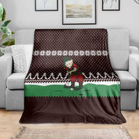 Christmas Golf Blanket with Elf Golfer Argyle Plaid and Snowflake Pattern - Wonder Print Shop