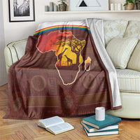 African Sunset Heritage Blanket Tribal Pattern with Continent Silhouette, Rainbow Arc & Safari Scene