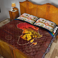 African Sunset Heritage Quilt Bed Set Tribal Pattern with Continent Silhouette, Rainbow Arc & Safari Scene