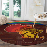 African Sunset Heritage Round Carpet Tribal Pattern with Continent Silhouette, Rainbow Arc & Safari Scene