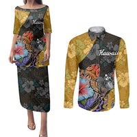 Hawaii Polynesian Couples Matching Puletasi Dress and Long Sleeve Button Shirts Turtles and Hibiscus Flower Gradient Pattern - Wonder Print Shop
