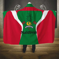 Maldives National Flag and Emblem Hooded Blanket with Green Red White Colorblock Design