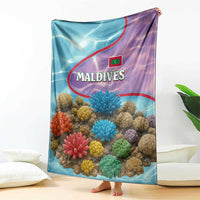 Maldives Coral Reef Ocean Print Blanket with Underwater Pastel Blue and Purple Design