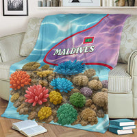 Maldives Coral Reef Ocean Print Blanket with Underwater Pastel Blue and Purple Design