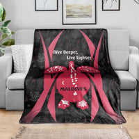 Maldives Dive Turtle Blanket with Coral Reef Pattern and Island Spirit Slogan