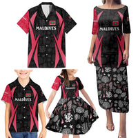 Maldives Dive Turtle Family Matching Puletasi and Hawaiian Shirt with Coral Reef Pattern and Island Spirit Slogan