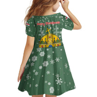 Hungary Christmas Family Matching Off The Shoulder Long Sleeve Dress and Hawaiian Shirt with Green Snowflake Pattern Santa Claus Motif - Wonder Print Shop