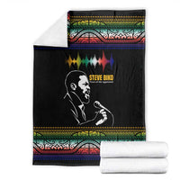 Steve Biko Blanket with Microphone Portrait, Black Consciousness Quote and Vibrant Ethnic Wave - Wonder Print Shop