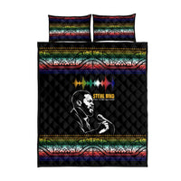 Steve Biko Quilt Bed Set with Microphone Portrait, Black Consciousness Quote and Vibrant Ethnic Wave - Wonder Print Shop