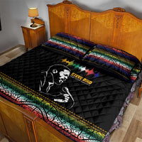 Steve Biko Quilt Bed Set with Microphone Portrait, Black Consciousness Quote and Vibrant Ethnic Wave - Wonder Print Shop