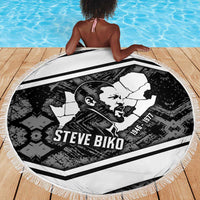 Steve Biko Beach Blanket with Monochrome Portrait, Ideas Do Not Die Quote - Wonder Print Shop