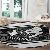 Steve Biko Round Carpet with Monochrome Portrait, Ideas Do Not Die Quote - Wonder Print Shop