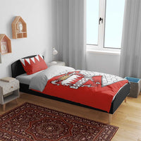 Bahrain Shield Design Bedding Set with Arabesque Tile Motif in Red