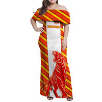 Malaysia National Crest Family Matching Off Shoulder Maxi Dress and Hawaiian Shirt with Red Tiger and Traditional Batik Yellow White