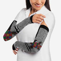Indigenous Regions of Panama Guna de Madungandí Arm Sleeves with Colorful Turtle and Black White Geometric Pattern - Wonder Print Shop