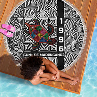 Indigenous Regions of Panama Guna de Madungandí Beach Blanket with Colorful Turtle and Black White Geometric Pattern - Wonder Print Shop