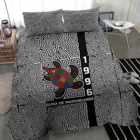 Indigenous Regions of Panama Guna de Madungandí Bedding Set with Colorful Turtle and Black White Geometric Pattern - Wonder Print Shop