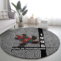 Indigenous Regions of Panama Guna de Madungandí Round Carpet with Colorful Turtle and Black White Geometric Pattern - Wonder Print Shop