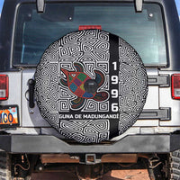Indigenous Regions of Panama Guna de Madungandí Spare Tire Cover with Colorful Turtle and Black White Geometric Pattern - Wonder Print Shop